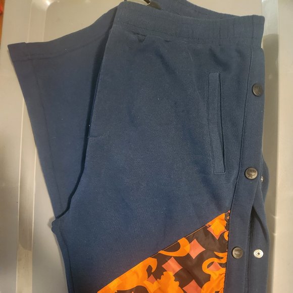 MCM Men's Sweatsuit 2pc set - Picture 8 of 8